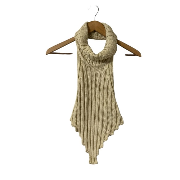 LOCAL EUROPEAN Saro Cream Knit Open Back Turtleneck Sweater Top - Picture 5 of 8